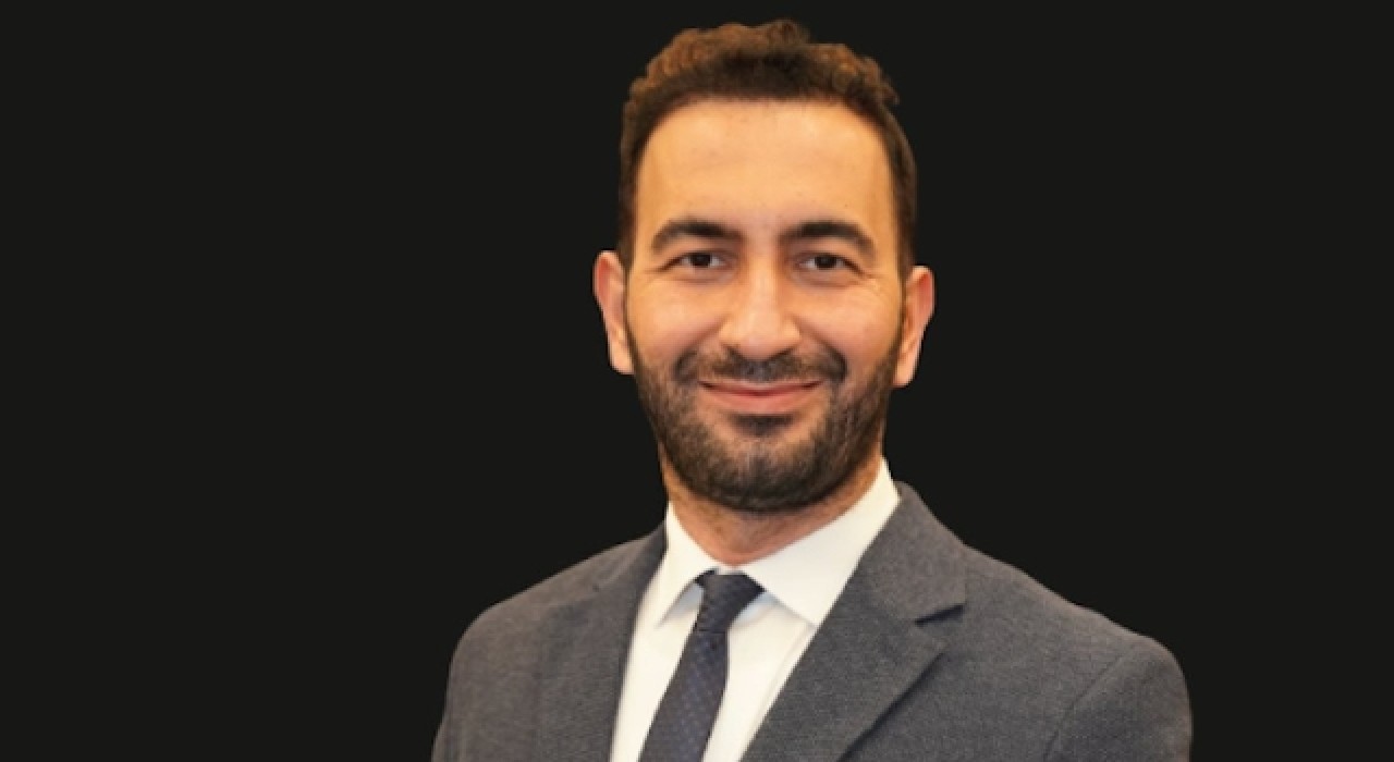 "Yaptığım hata yüzünden şikâyet etme hakkımı kaybettim" diyerek istifa etti