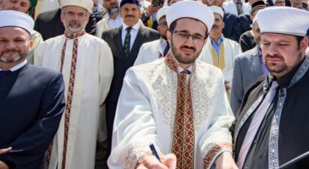 Diyanet'e 27 bin kadro için Erdoğan'a seslendi