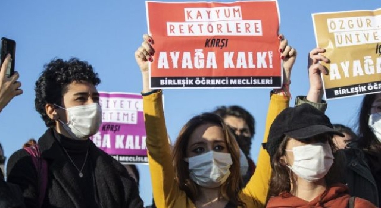 Boğaziçi öğrencisi elektronik kelepçeyi kırdı, ev hapsini kaldırdı!