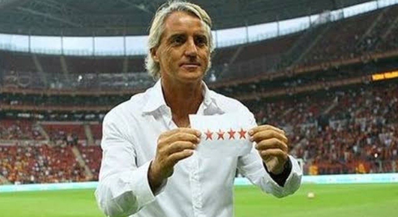 Eski Galatasaray'lı Mancini İtalya'da tarihe geçti