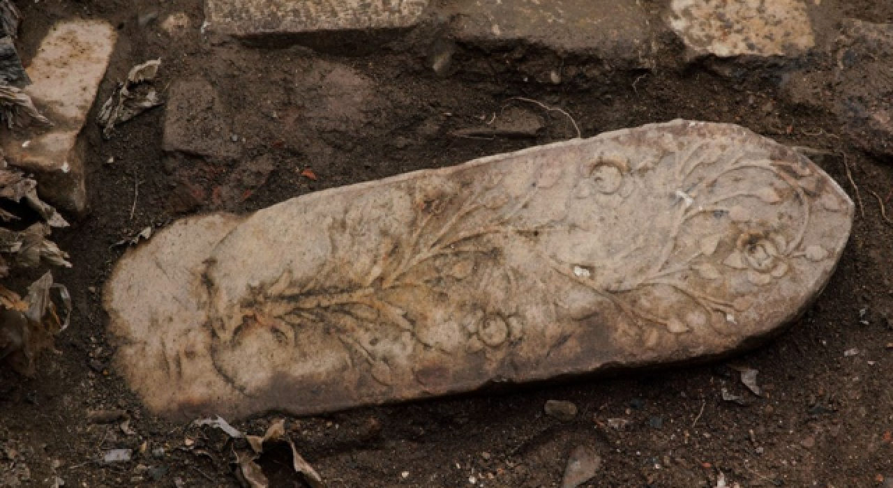 Eyüpsultan'da kaldırım kazıldıkça tarih çıkıyor