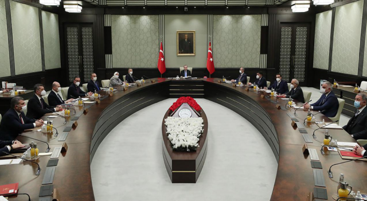 Kulis: Bazı bakanlar Cumhurbaşkanı Yardımcısı olabilir!