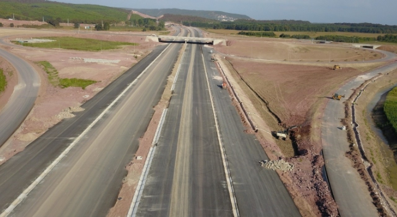 Kuzey Marmara Otoyolu sözleşmesinde değişiklik: Araç geçiş garantisi 3-4 kat arttırıldı, işletme süresi 13 yıla uzatıldı