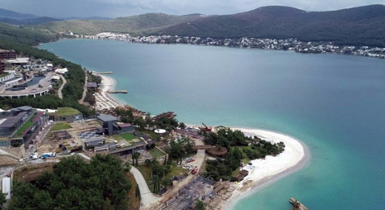 Maldivler'e benzesin diye Bodrum'da plajlara akciğer kanserine neden olan kuvars tozu döküldü iddiası!