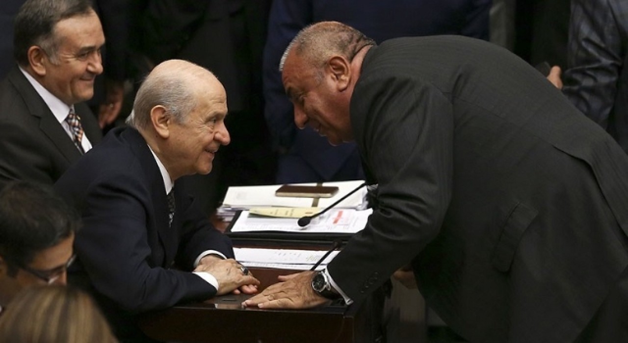 MHP'den Tuğrul Türkeş'e çok sert yanıt: Utanmaz, babana hiç mi saygın yok?