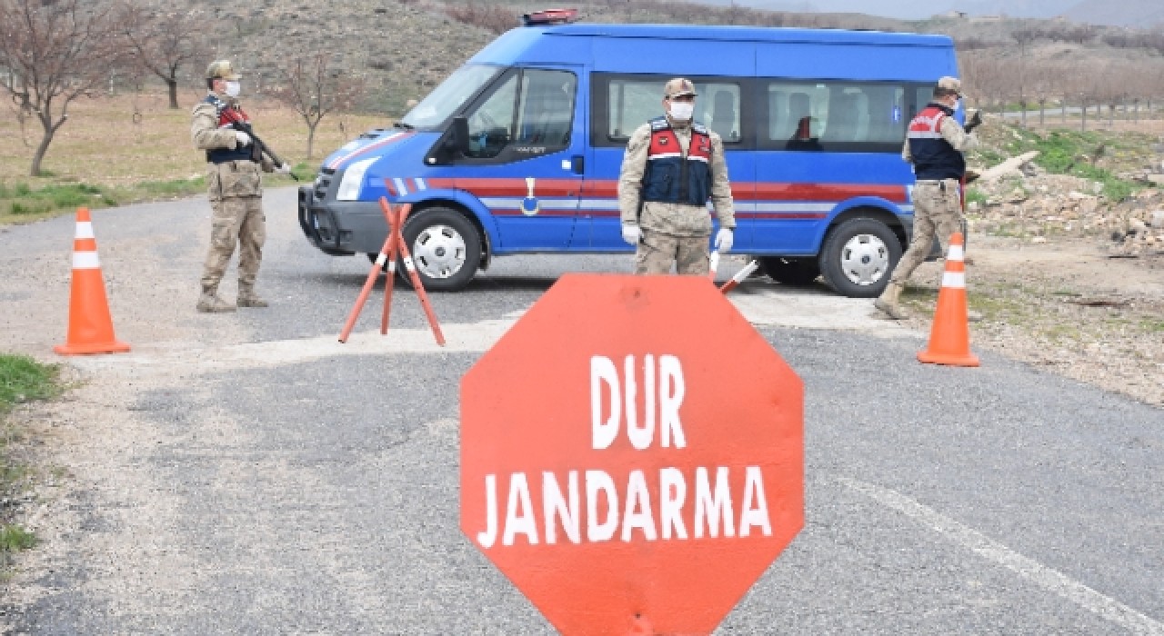 Mutasyonlu virüs alarmı! Karantina haberleri art arda geldi