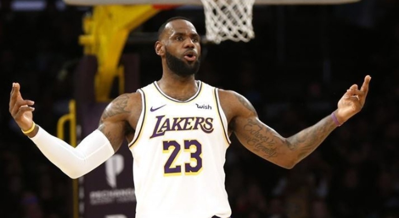 NBA'de LeBron şoku; sakatlandı