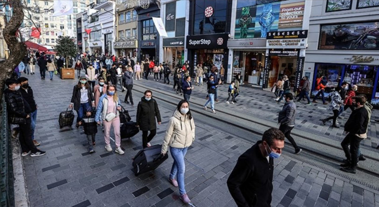 "Önlem alınmazsa günlük vaka sayısı 50 bine çıkar"