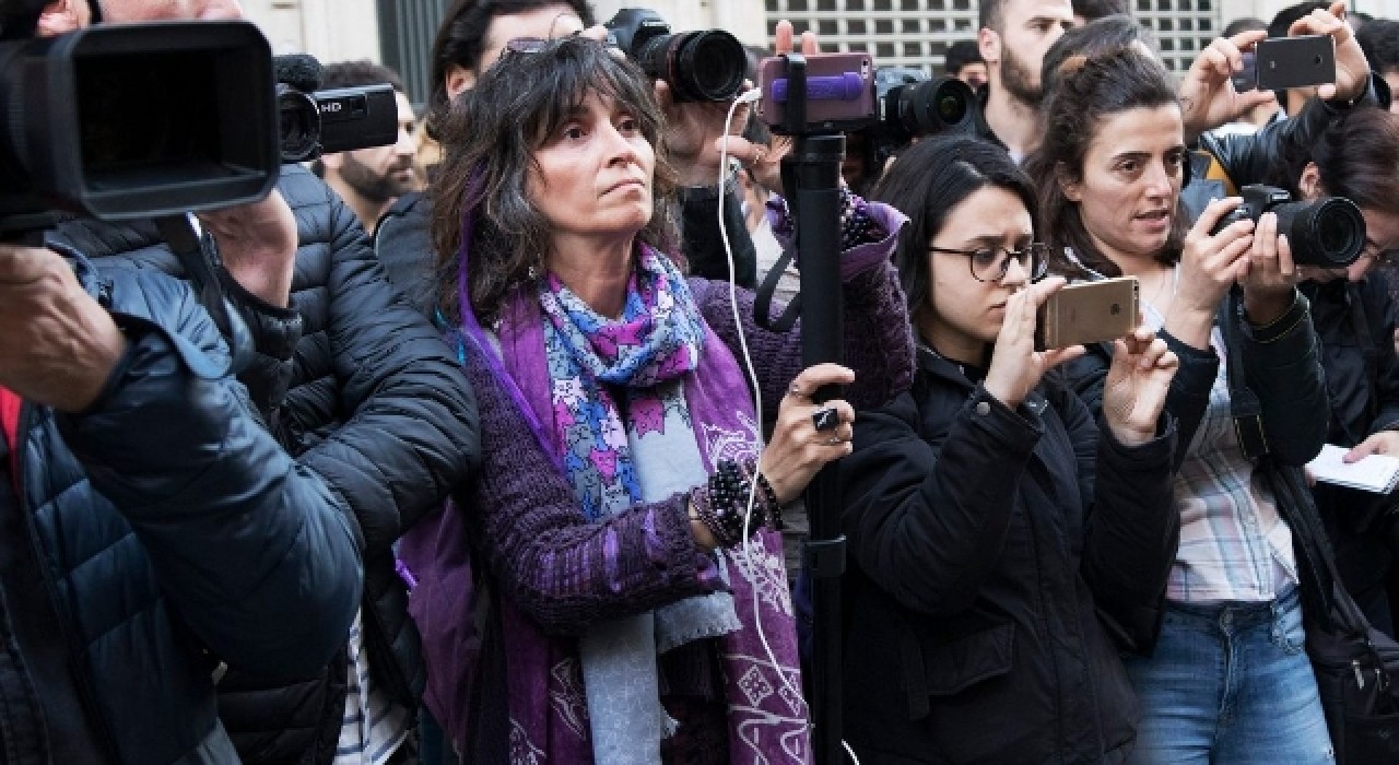 Pandemi döneminde kadın gazeteci olmak