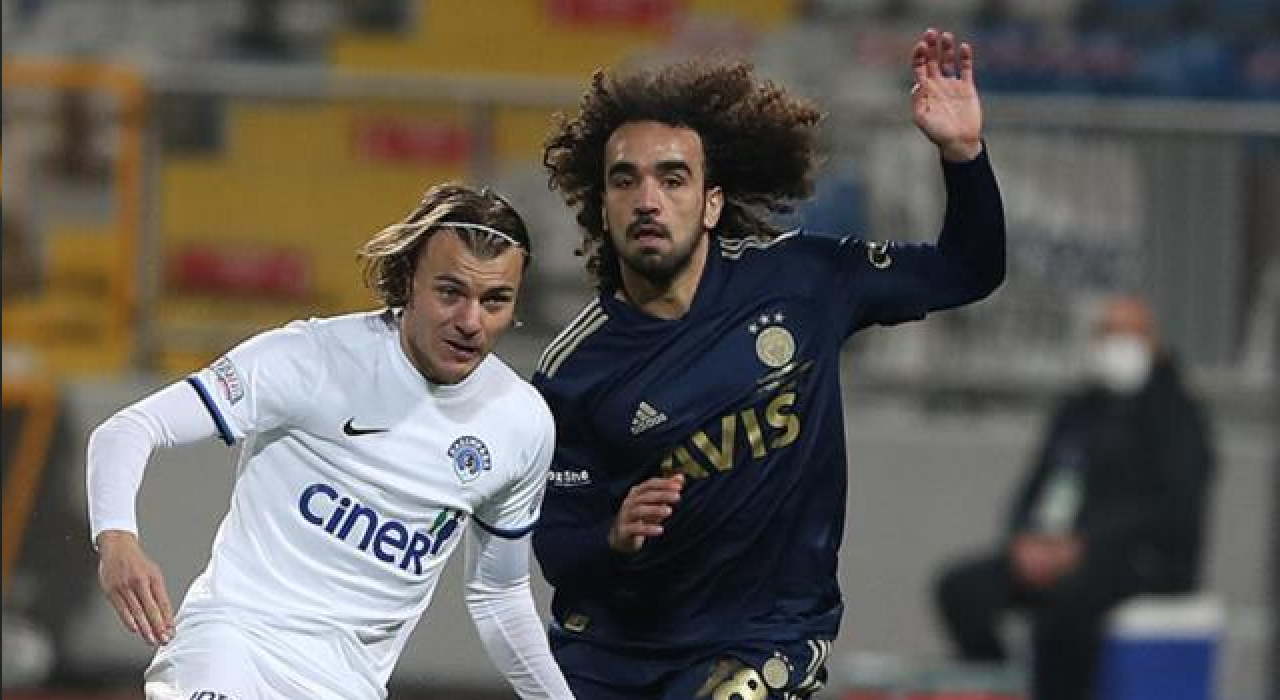 "Sadık Çiftpınar, idman yeleğini yere attığı için kadro dışı"