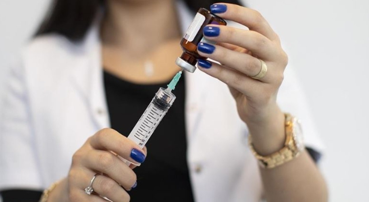 Türkiye'de aşı olanların sayısı 10 milyonu geçti