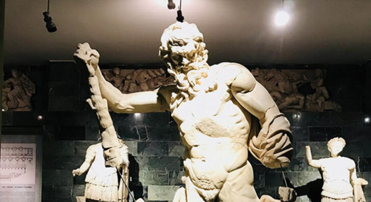 Arkeoloji Müzesi'nde 'zimmet' skandalı