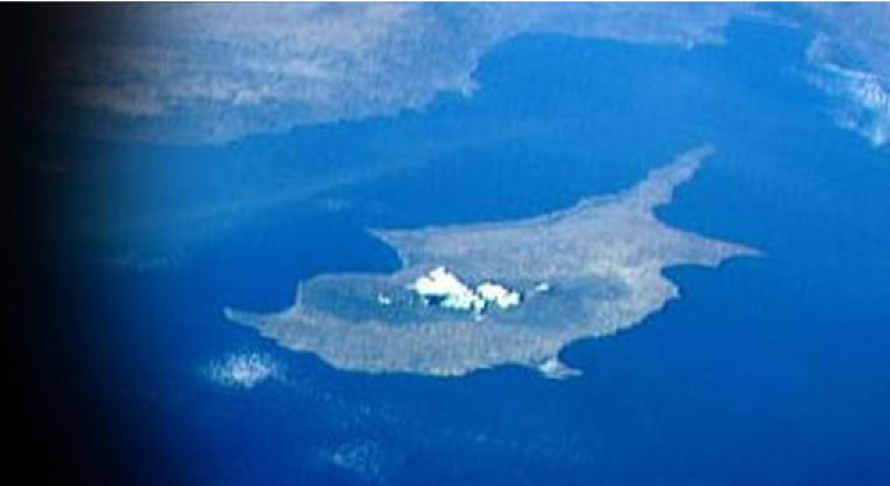 "Asıl fırtına Kıbrıs’ta patlayacak! Toplanan bulutlardan belli"