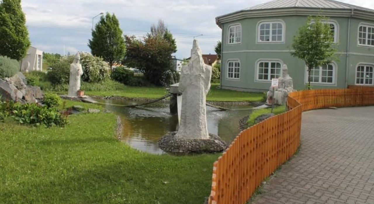 Avusturya St. Pölten Cemevi icradan dayanışmayla kurtarıldı