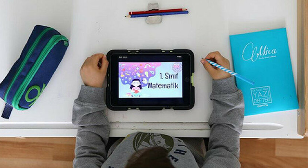 Bakan Selçuk açıkladı: 26 kente 27 bin 445 tablet bilgisayar seti