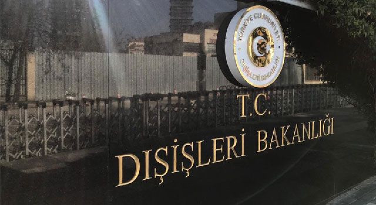 "Ermeni terörünün şehit ettiği mesai arkadaşlarımızı unutmadık, asla unutmayacağız"