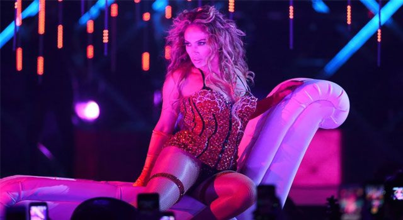Jennifer Lopez Koronavirüs aşısı için konser verecek