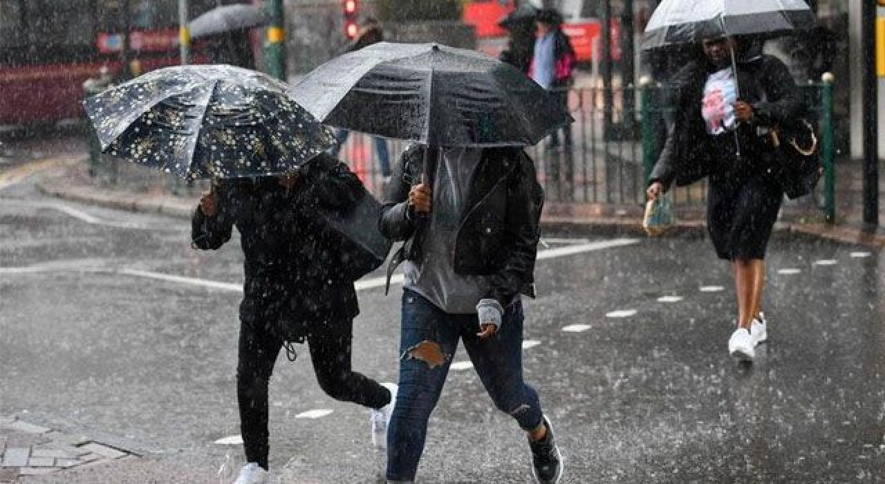 Meteoroloji'den İstanbul için sel ve su baskını uyarısı!