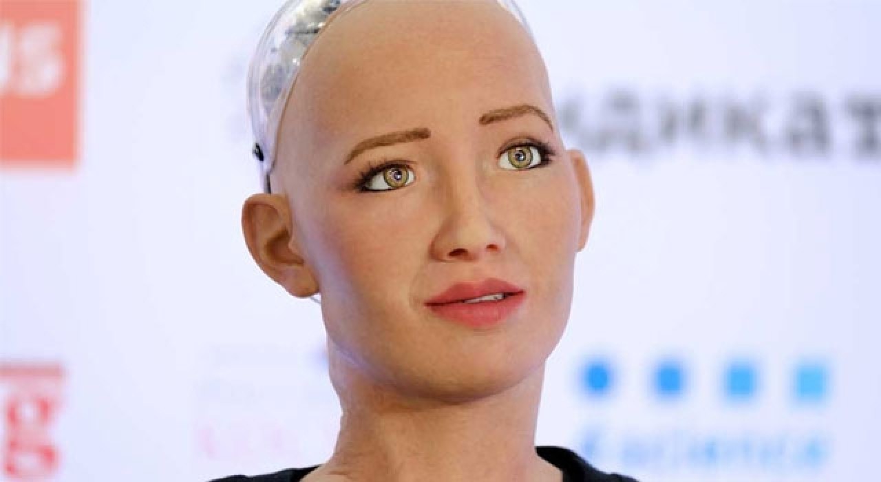 Robot Sophie, müzik sektörüne adım atmaya hazırlanıyor