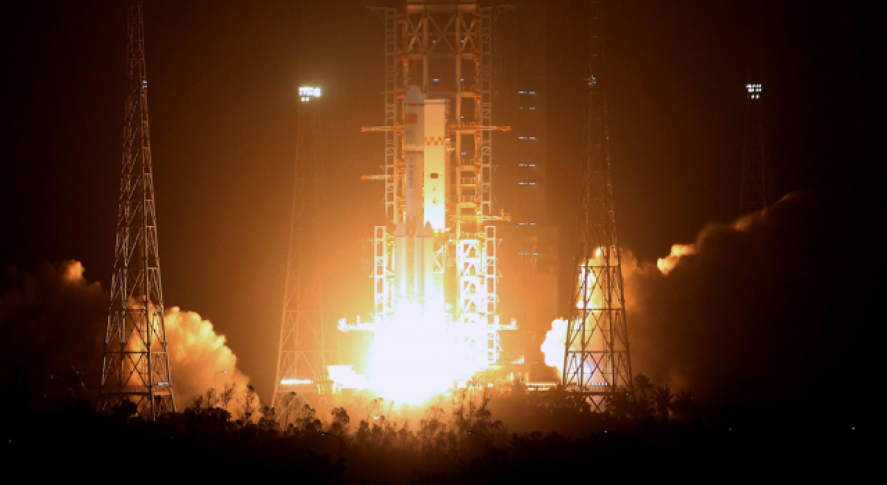 Çin'in uzay kargo gemisi Tiencou-2 yörüngeye yerleşti