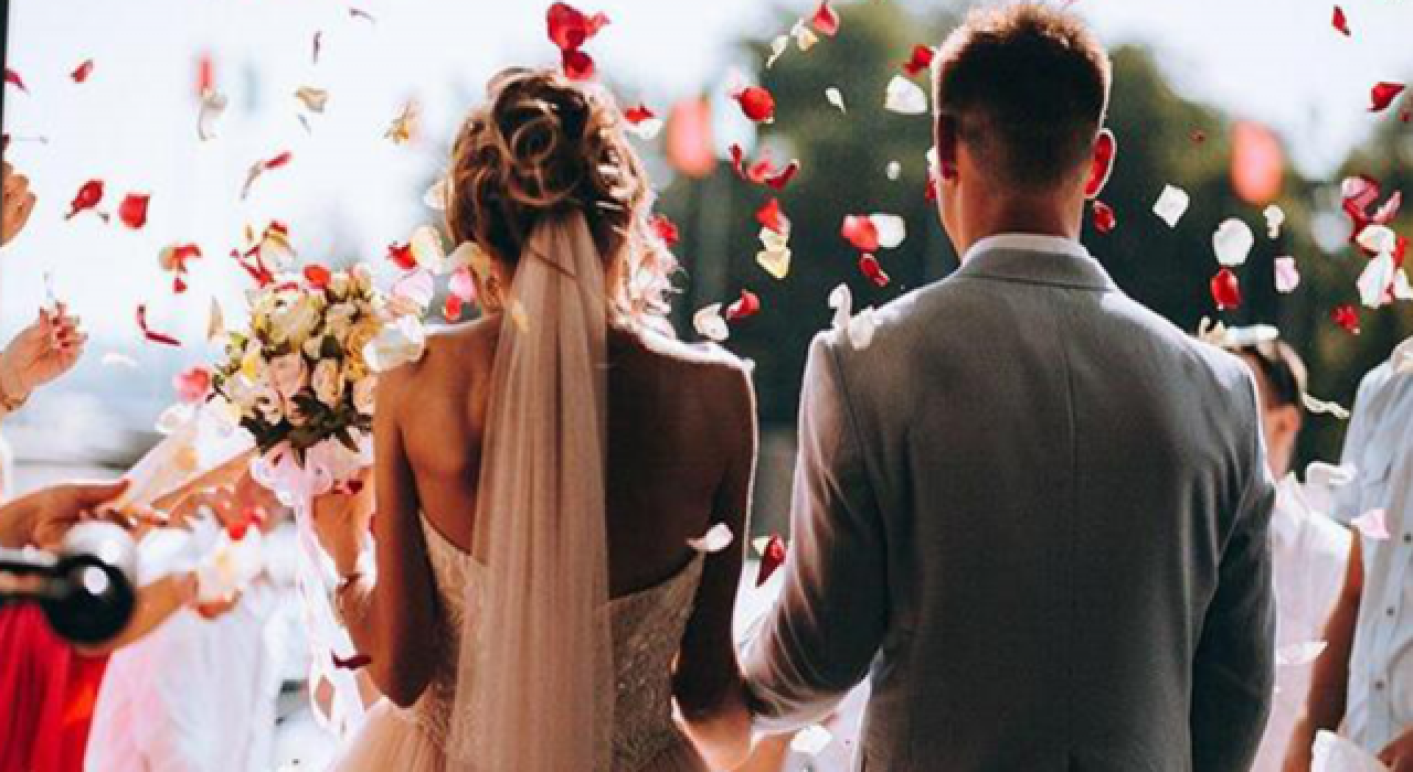 Düğünlere izin çıktı, kafelerde servis başlıyor