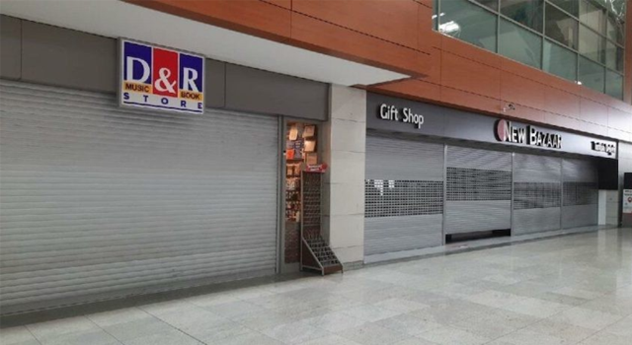 Malezyalı şirket ihtar çekti, Sabiha Gökçen'de dükkanlar kepenk indirdi