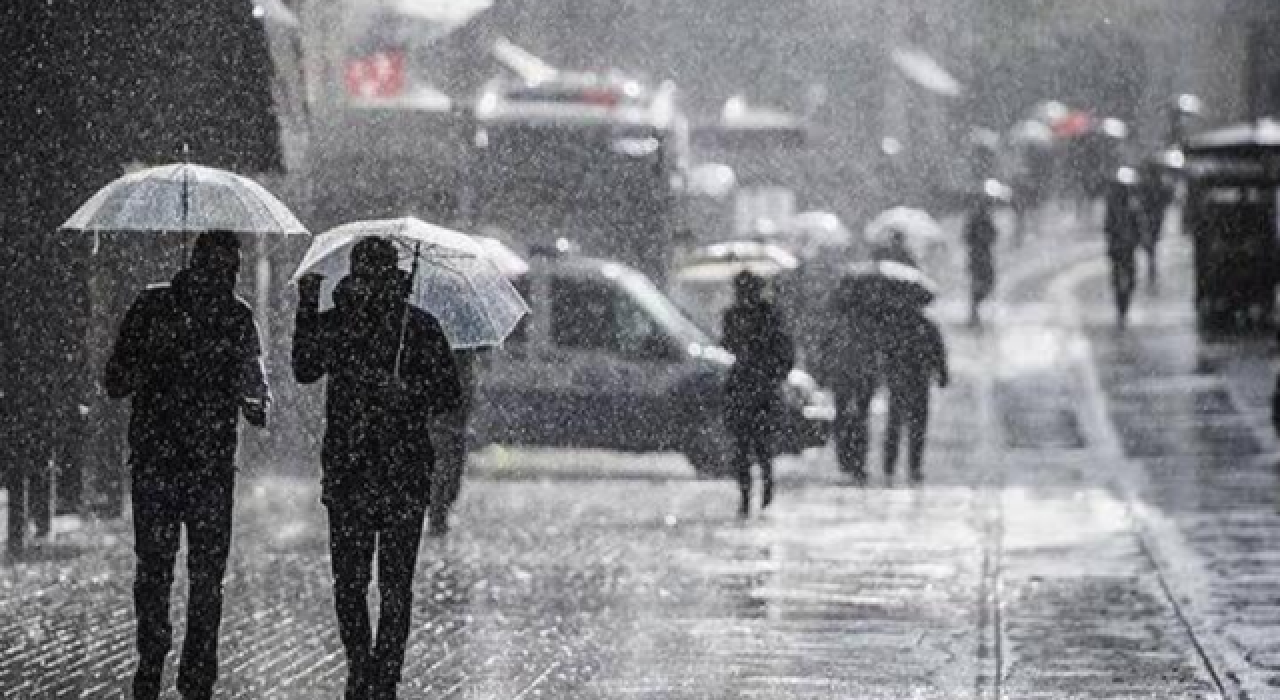 Meteoroloji'den flaş uyarı! Sağanak yağış geliyor!
