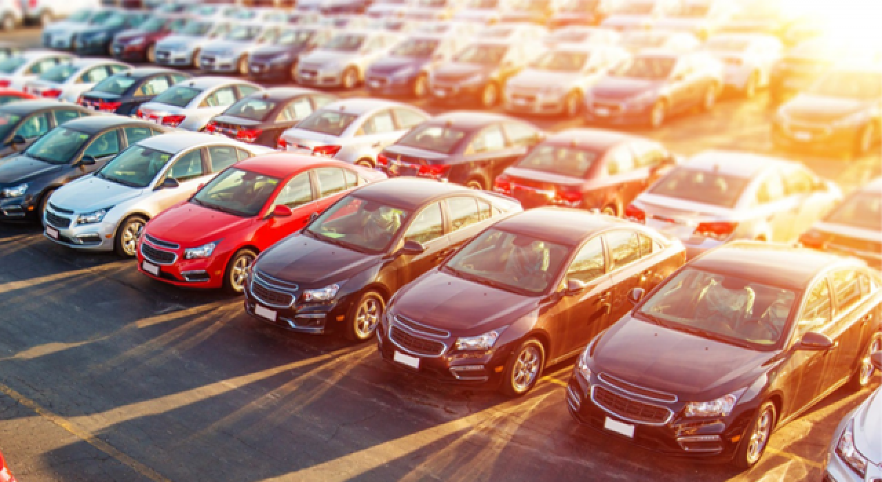 Otomobil satışları nisanda yüzde 132 arttı!