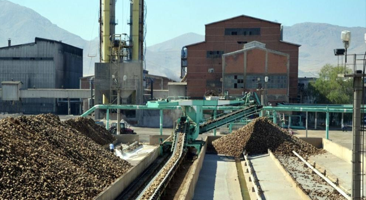 Şeker Fabrikaları'na ait taşınmazlar sudan ucuza gitti