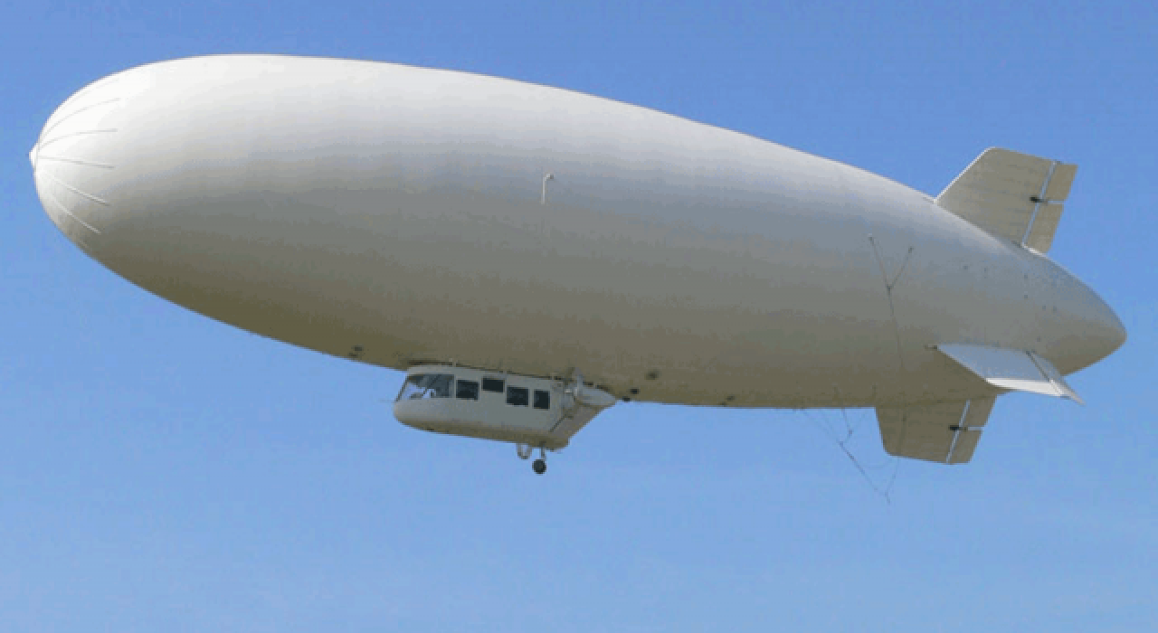 Bu kez de sınırda zeplinli gözetleme