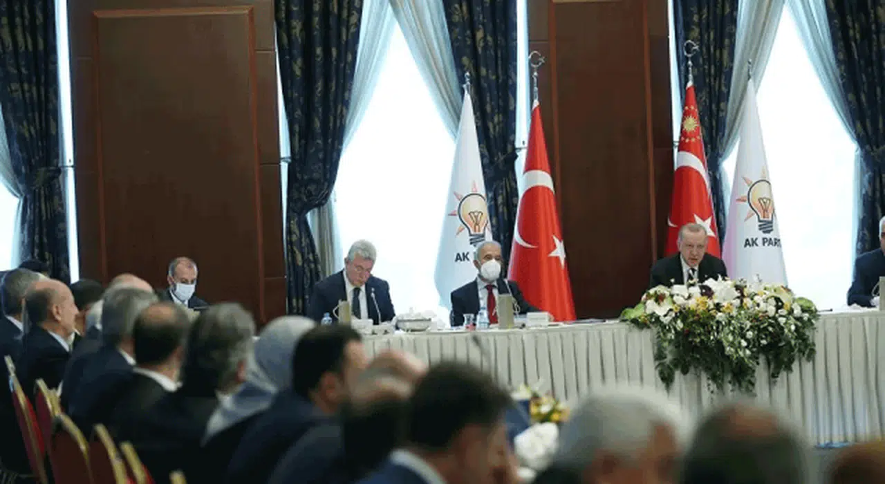 Cumhurbaşkanı Erdoğan'dan milletvekillerine talimatı: "Vatandaşla daha sık buluşun"