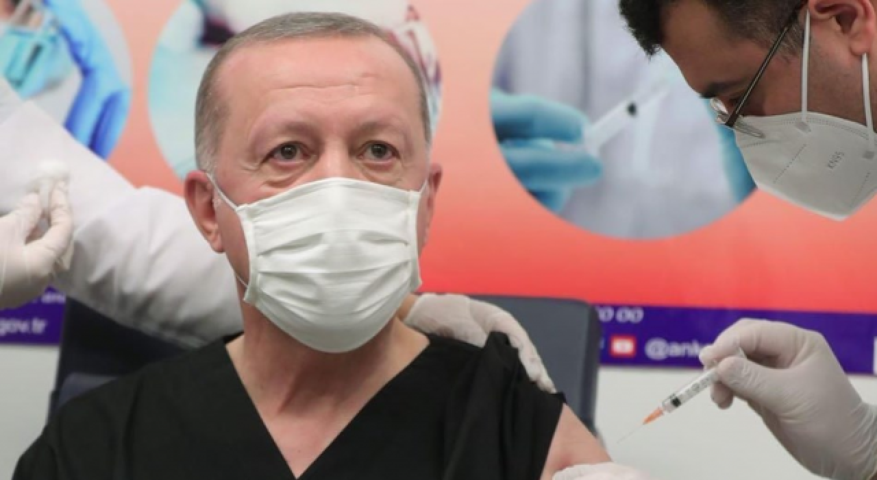 Erdoğan “3 doz aşı oldum” dedi, sosyal medya ayağa kalktı!