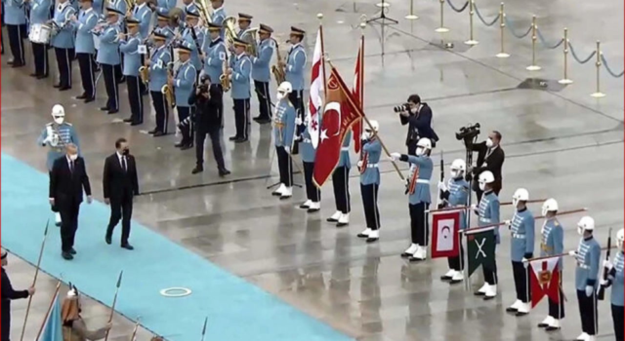 Erdoğan, Gürcistan Başbakanı Garibashvili’yi resmi törenle karşıladı