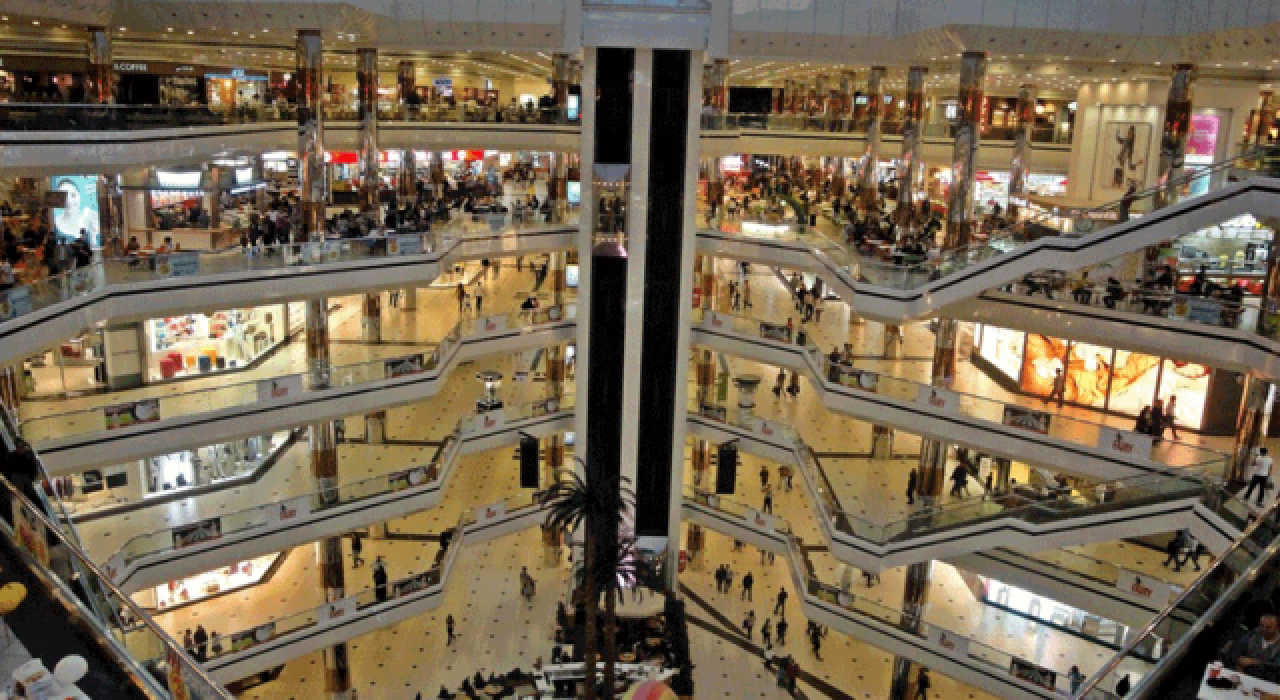 Kepenkler fiyat artışlarıyla açıldı: "50 TL'ye tişört bulunamıyor"