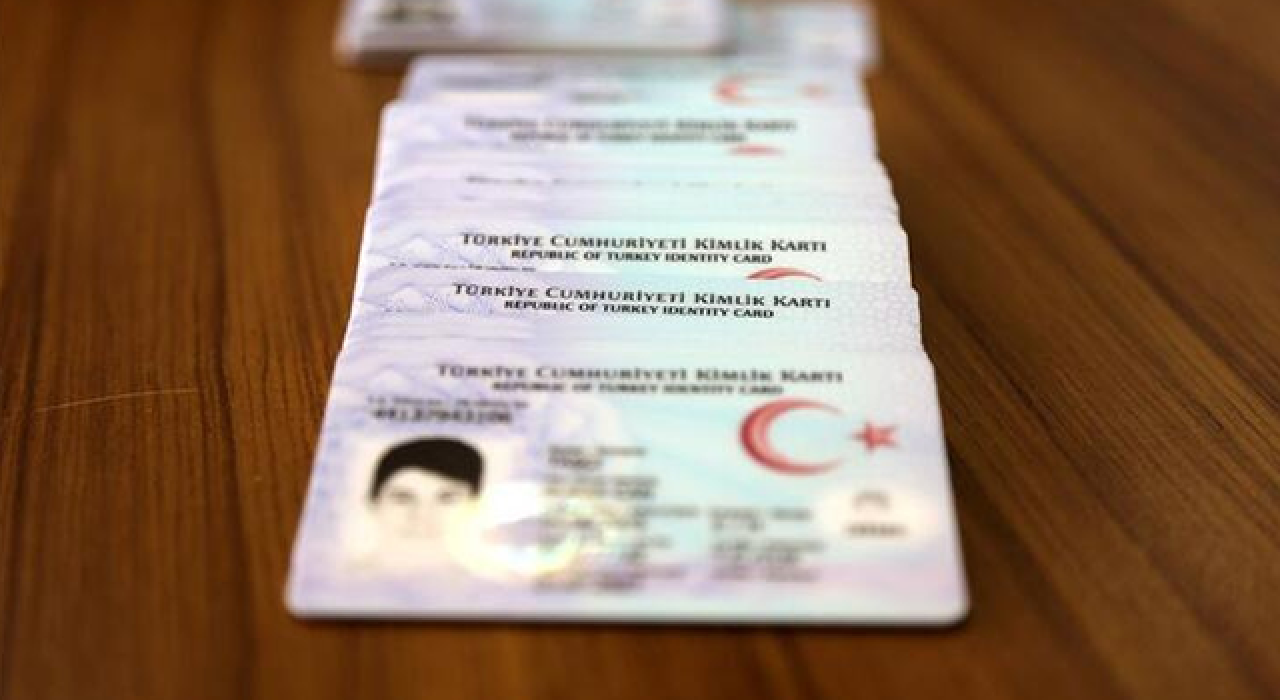 KKTC'ye gidişte yeni kimlik kartı zorunluluğu