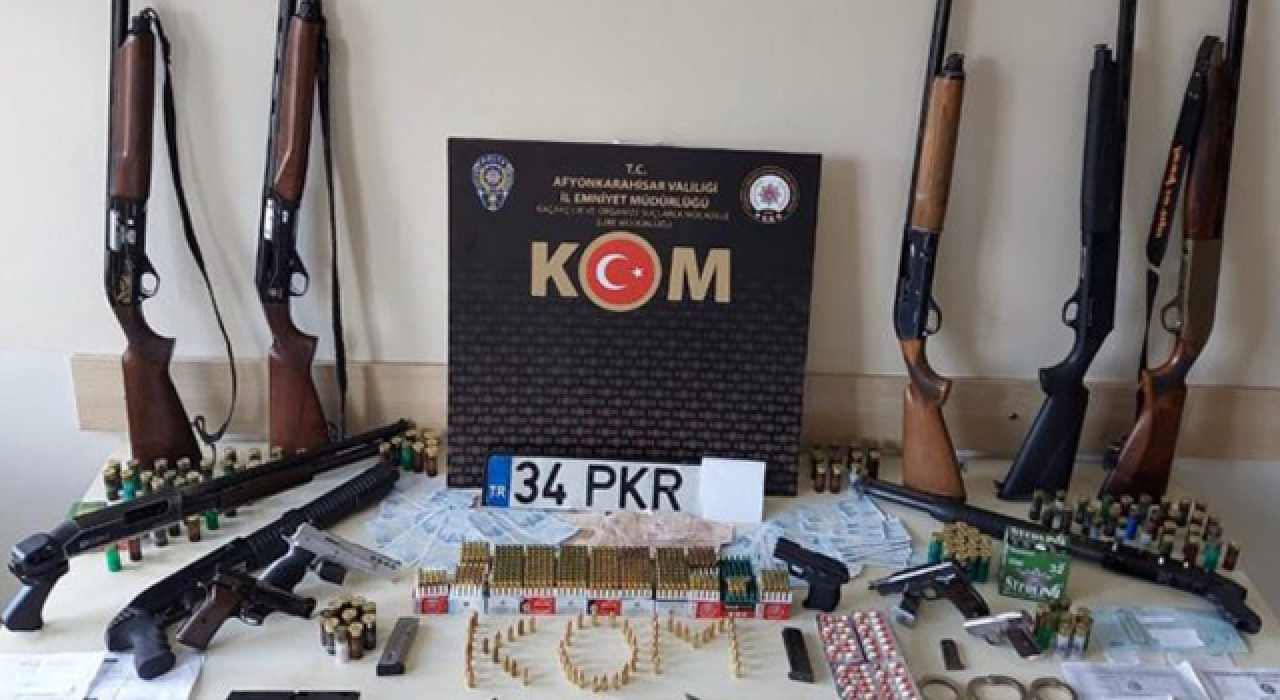 "Sedat Peker" operasyonunda 25 gözaltı