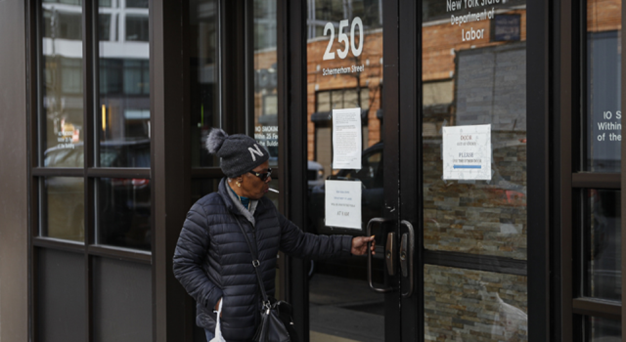 ABD'de işsizlik maaşına başvuranların sayısı azalarak 360 bin kişi oldu