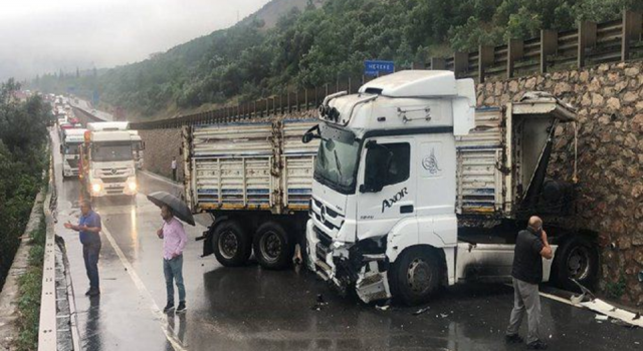 Ankara istikameti trafiğe kapandı