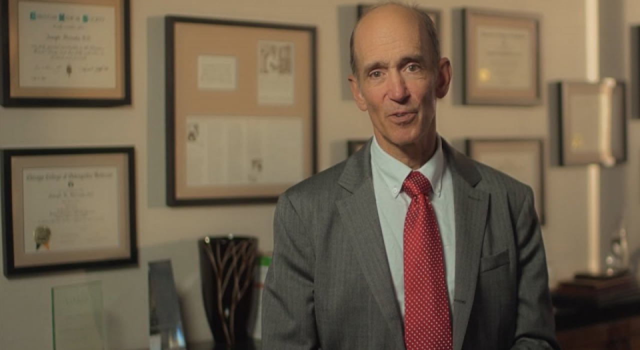 Aşı karşıtlığı yaparak servet kazandı?