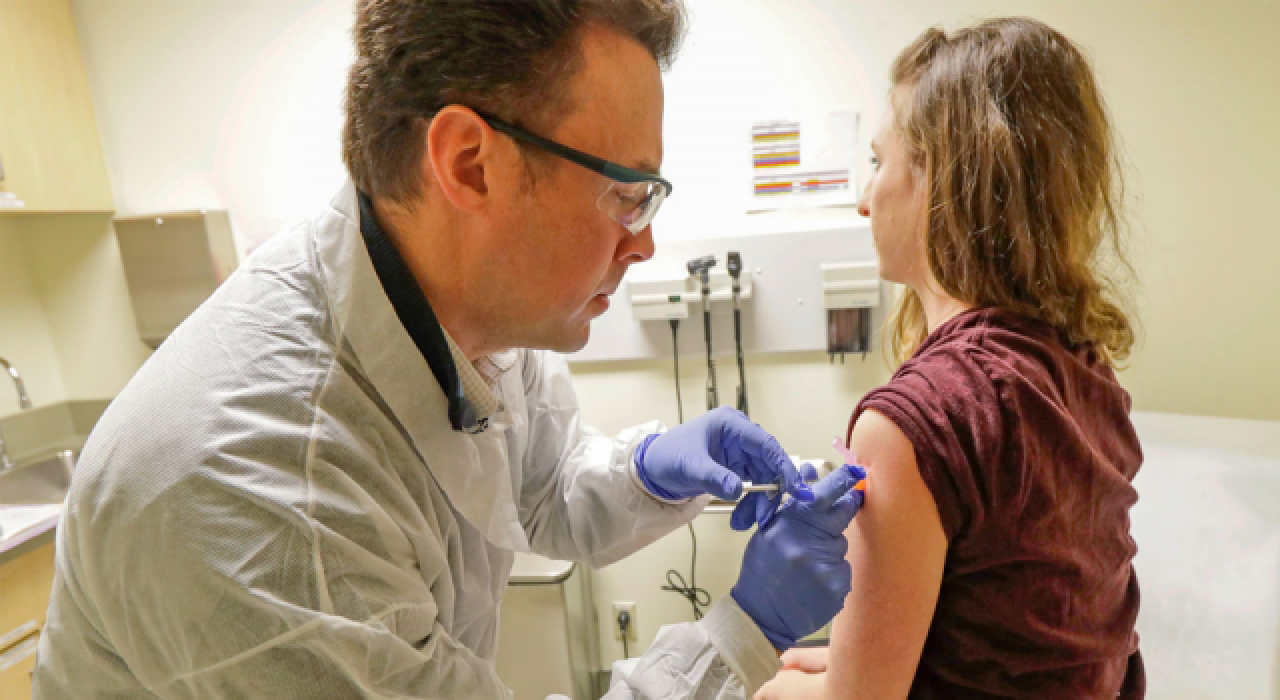 Aşı olmayana maç, konser, tiyatro yok!