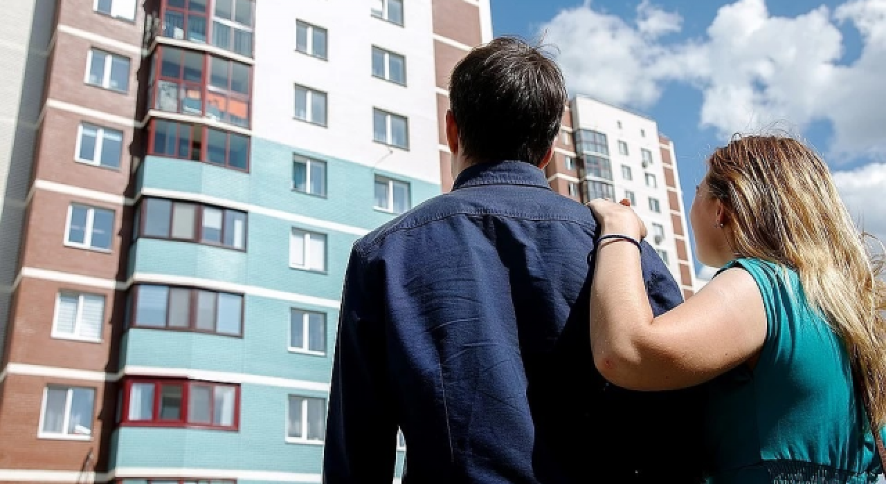 "Ev sahibi olan vatandaşlara yeni bir kazık geliyor! Emlâk vergisindeki fahiş fiyat artışları yolda"