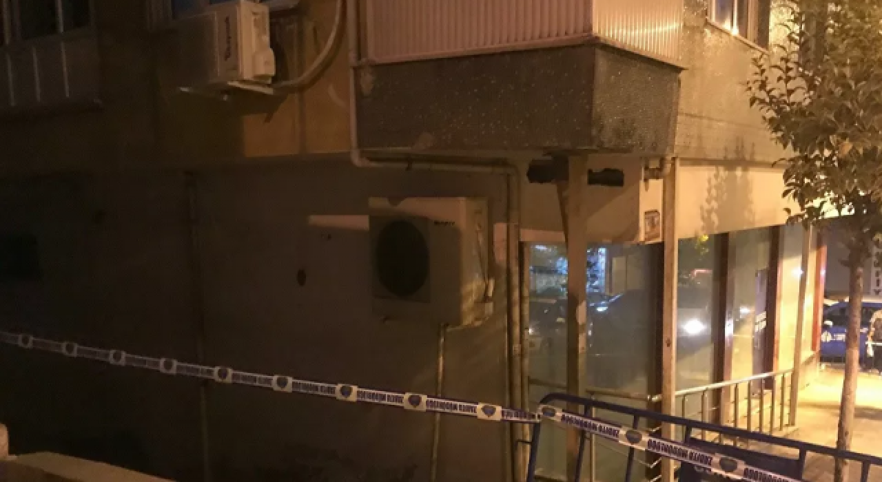 Güngören'de bir bina boşaltıldı