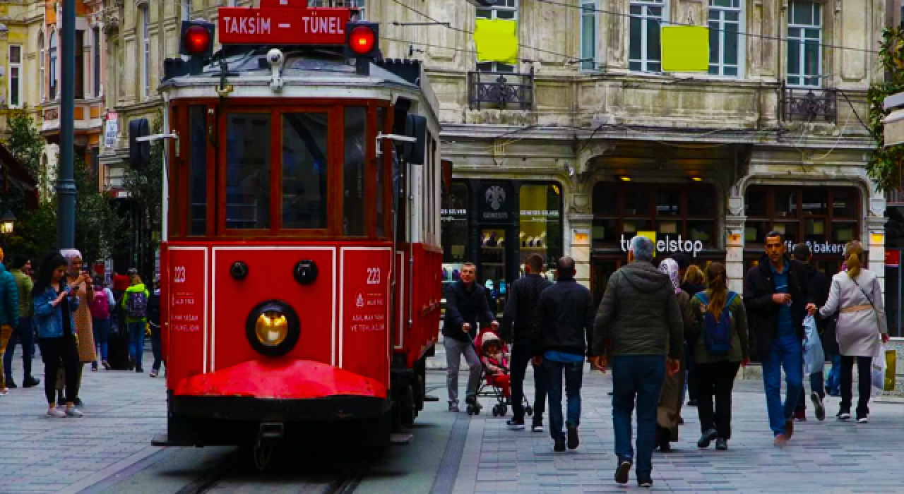 Koronavirüs rehberi güncellendi:  Sosyal mesafe 2 metreye çıkarılması önerildi