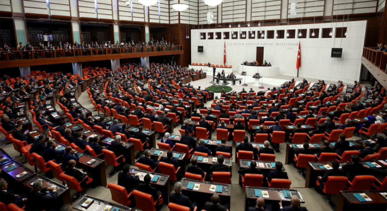 OHAL düzenlemelerini uzatan torba kanun teklifi komisyonda kabul edildi