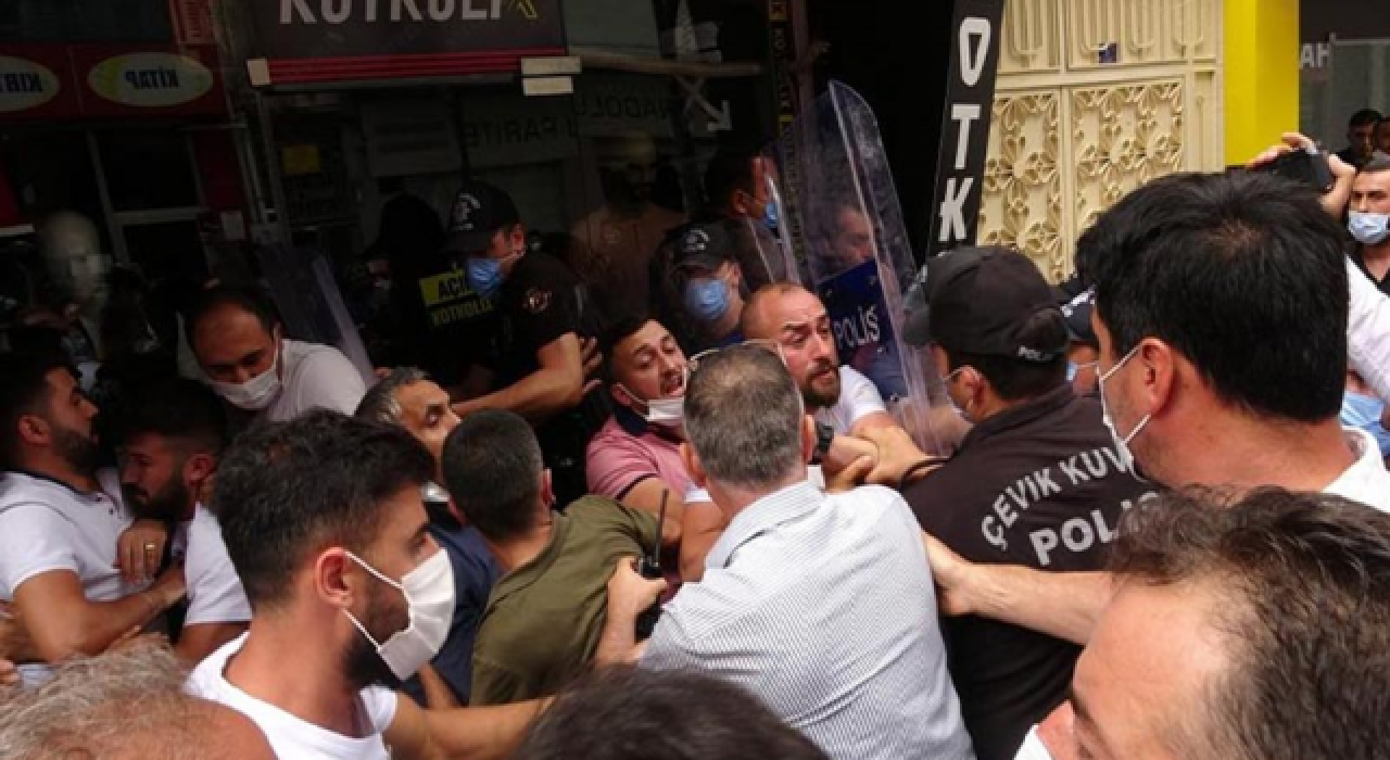 Sahte marka operasyonunda polis ile esnaf arasında gerginlik: 5 gözaltı