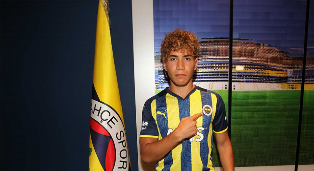 Fenerbahçe, Çağtay Kurukalıp’ı transfer ettiğini açıkladı