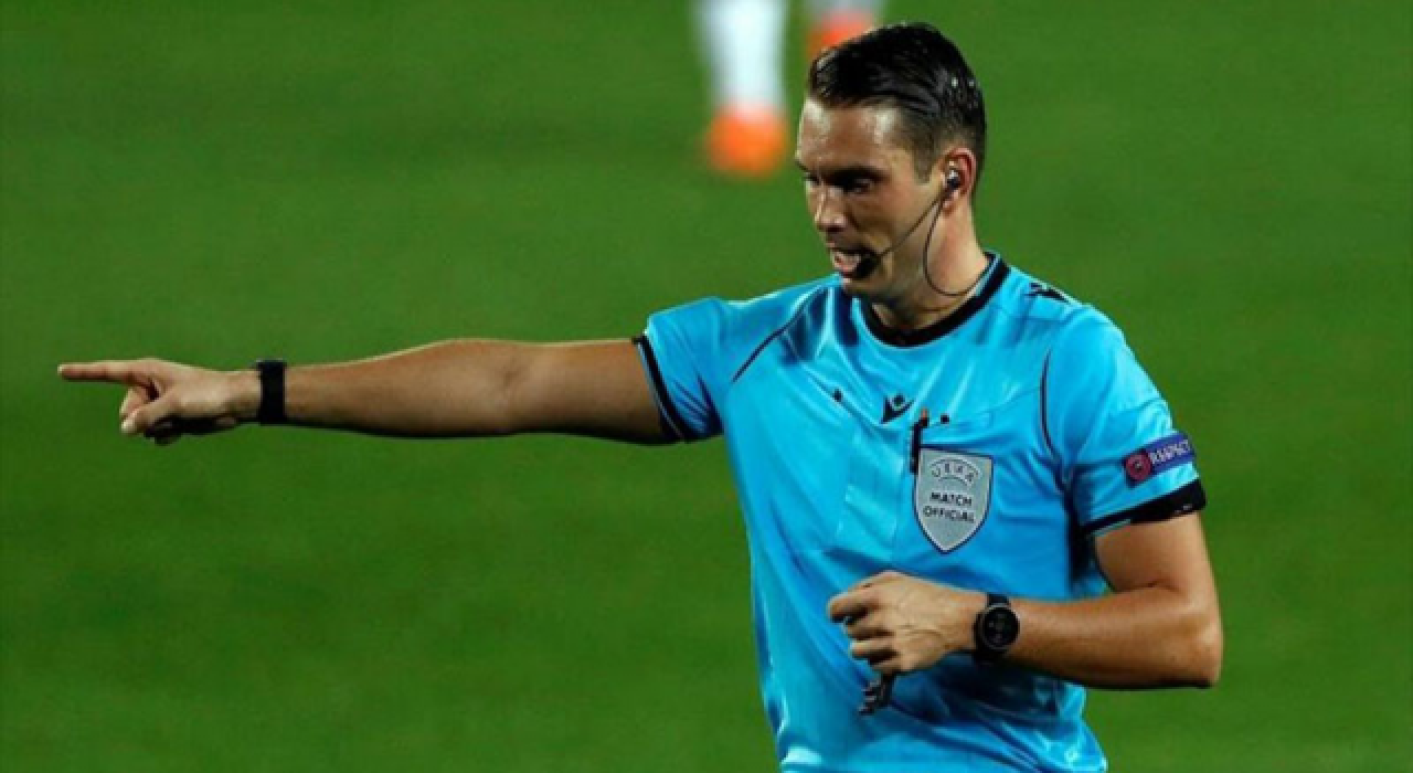 Galatasaray'ın UEFA Avrupa Ligi 3. Eleme Turu'nda oynayacağı maçının hakemi belli oldu