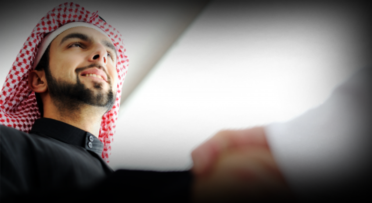 Hem ev alıyorlar hem de vatandaşlık