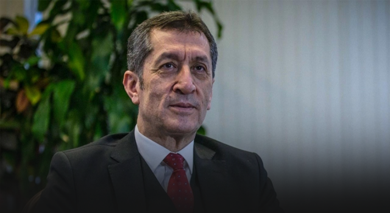 İstifa eden Ziya Selçuk'tan öğrencilere mesaj: Yanınıza yeniden hoş geldim