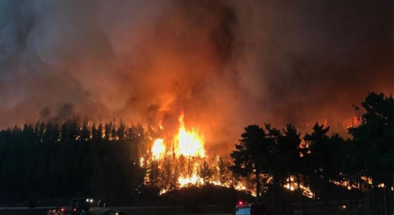 Kavaklıdere yangınında da köyler tahliye edilmeye başlandı